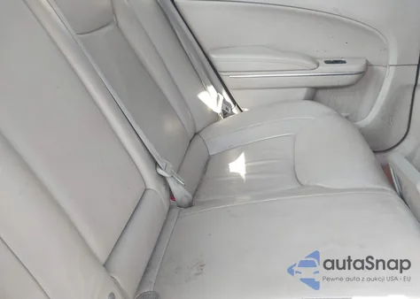 2013 Chrysler 300 Motown z USA, uszkodzony, nr VIN 2C3CCAAG1DH699439